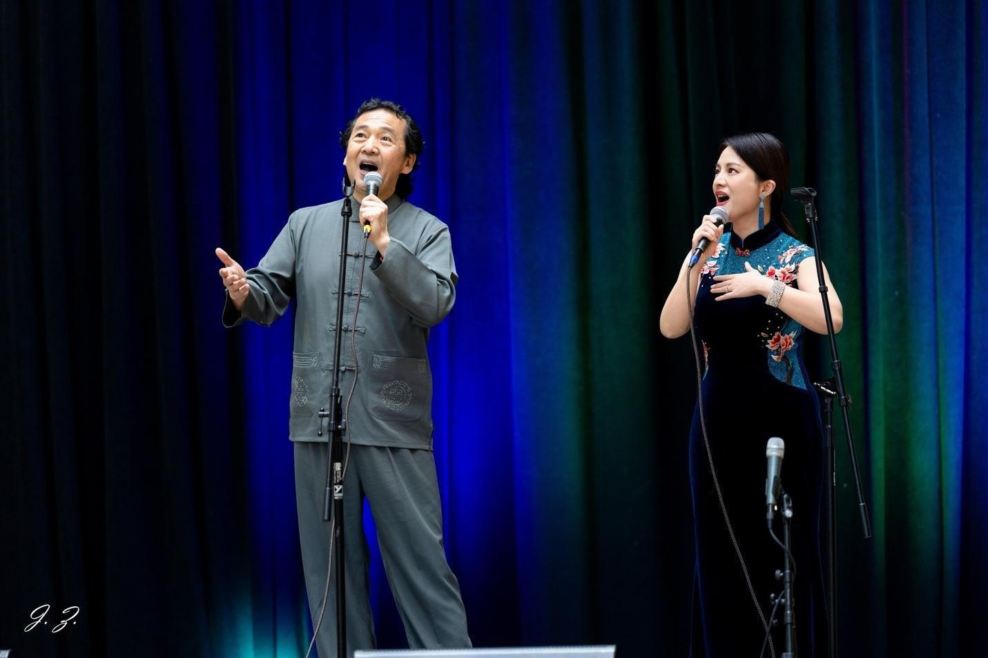 Second vocal duet performance